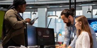 Cybersicherheitserziehung: Wie Arbeitgeber das Klassenzimmer neu gestalten