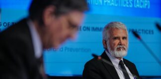 Le comité consultatif américain sur les vaccins fait face à une refonte potentielle après une contestation judiciaire