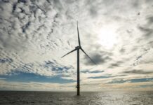 Американська офшорна вітроенергетика набирає обертів після затримок, спричинених адміністрацією Трампа