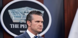 L’armée américaine met fin aux vaccinations obligatoires contre la grippe, suscitant des inquiétudes en matière de santé et de préparation