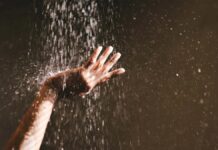 Так, у вас може бути алергія на воду 🚿