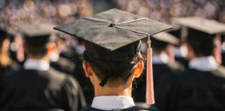 Perché i titoli universitari contano ancora nell’era dell’intelligenza artificiale